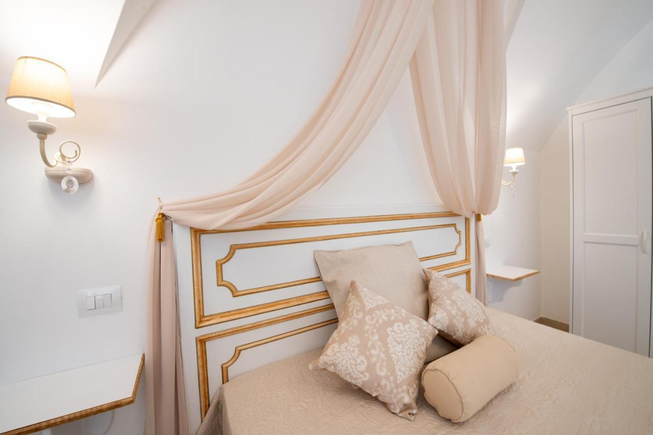 Il Vecchio Frantoio Bed & Breakfast Pezze Di Greco Bagian luar foto