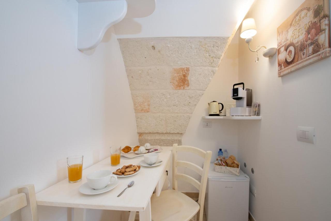 Il Vecchio Frantoio Bed & Breakfast Pezze Di Greco Bagian luar foto