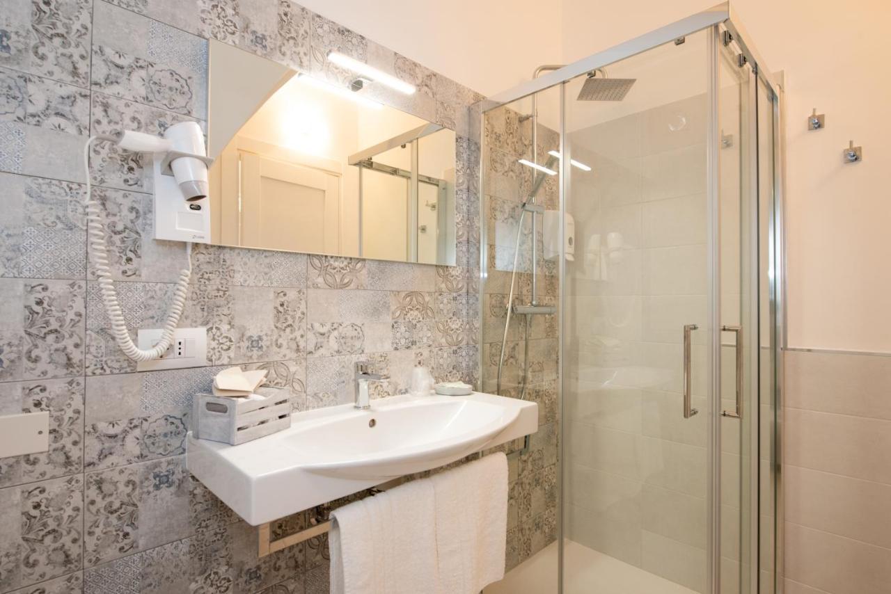 Il Vecchio Frantoio Bed & Breakfast Pezze Di Greco Bagian luar foto